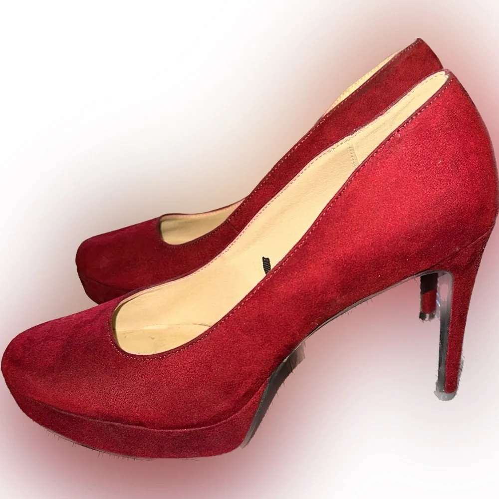 Chinese Laundry Red Suede Platform Pumps size 10
